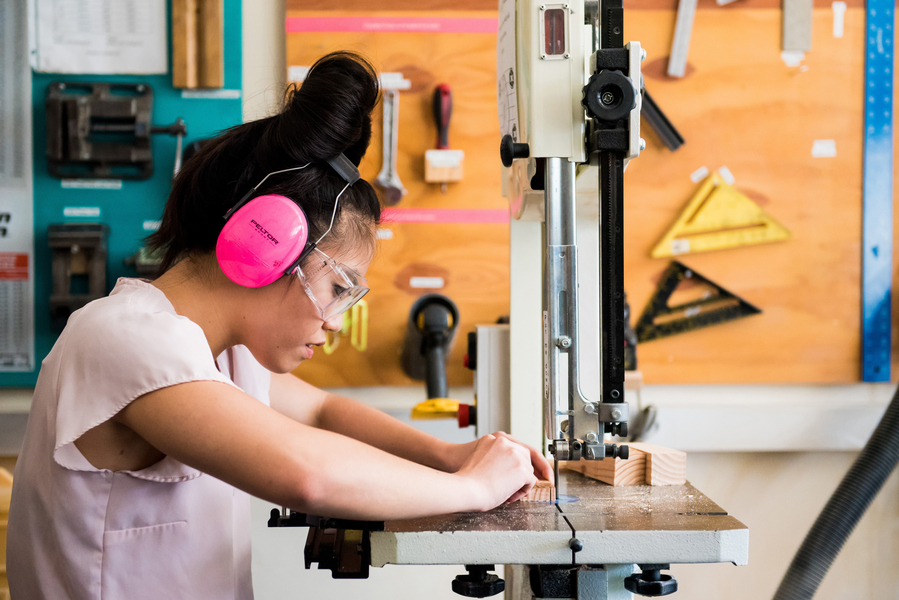 Student working in MakerLodge